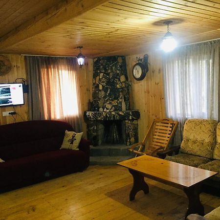Mate Private Bathrooms Ушґулі Екстер'єр фото
